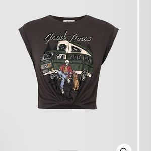 Graphic tee